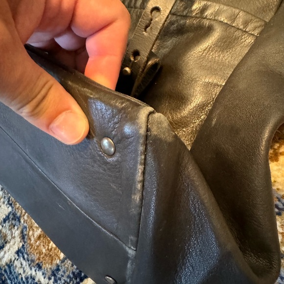 Lowell Leather Bag - Picture 5 of 7